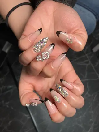 セミロング ネイル ✴︎ Delightのネイルデザイン