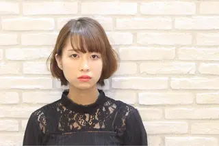 ミディアム 菅 由梨菜のヘアスタイル
