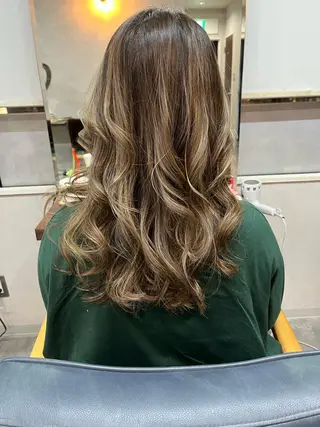 カラー 長内 大明のヘアスタイル