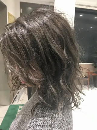ミディアム カラー 店長 小池アキトのヘアスタイル