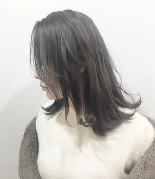 カラー テディ teddyのヘアスタイル
