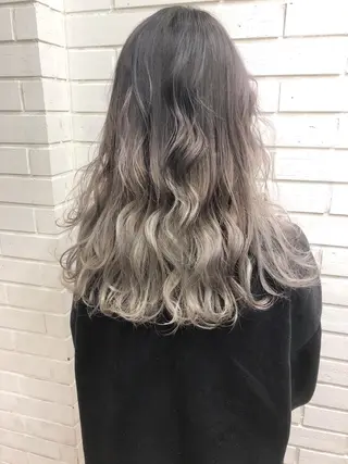 ロング 顔まわり／髪質改 善／白髪ぼかし／中山のヘアスタイル