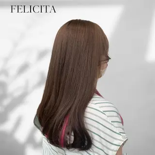 ミディアム カットカラー9900 🌈小田部明日香のヘアスタイル