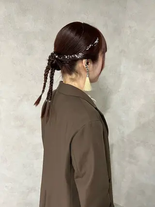 セミロング カラー ヘアアレンジ mana 暖色カラーカットのヘアスタイル