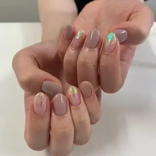 ネイル 吉田 芹菜のネイルデザイン