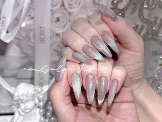 ネイル ✨Nailsalon Vi+✨のネイルデザイン