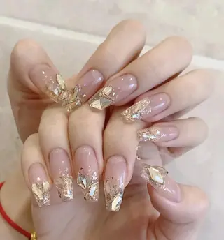 ネイル Queens ひなのネイルデザイン