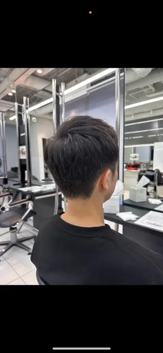 ショート 【レイヤーカット】 キサヌキミワのヘアスタイル