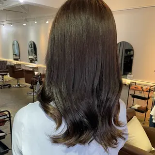 カラー 🍀FERIAあべの あらいことみ🍀のヘアスタイル