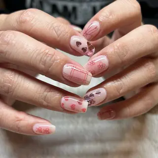 ネイル ayumi / Manonのネイルデザイン
