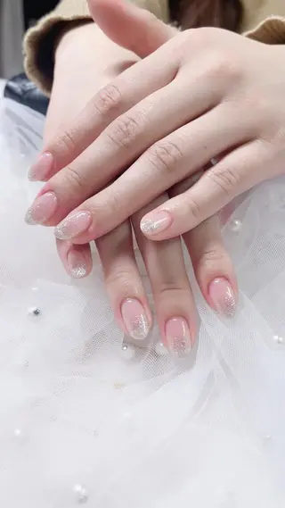 カラー ルアナ ネイルサロンのネイルデザイン