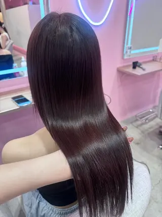 セミロング 艶カラー✨レイヤー 𝐚𝐲𝐚𝐤𝐚のヘアスタイル