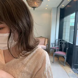ミディアム カラー SAKINO. ベージュカラーのヘアスタイル