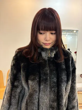 ミディアム カラー eri kinjoのヘアスタイル