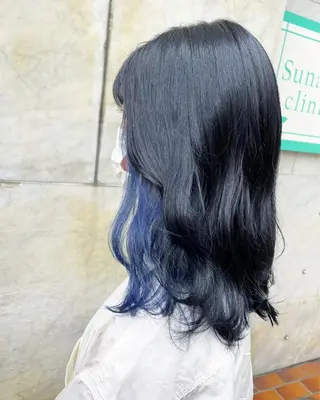 セミロング カラー RU RIのヘアスタイル