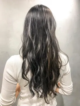 ロング カラー 江畑 匠 新宿三丁目 徒歩30秒⭐️のヘアスタイル