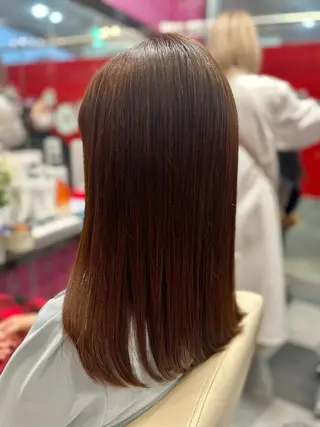 ミディアム カラー 横山 千春のヘアスタイル