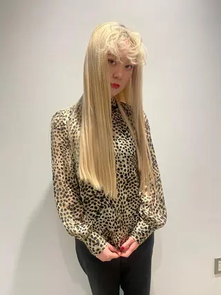 カラー サイレント美容師 アイリィのヘアスタイル