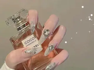 ネイル VIVIAN エイのネイルデザイン