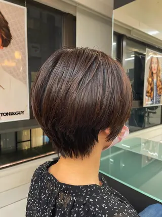 ショート 大山 真衣のヘアスタイル