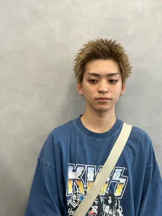 ショート カラー メンズ 安藤 晴大のヘアスタイル