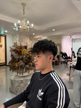 パーマ メンズ 小礒 幸輝のヘアスタイル