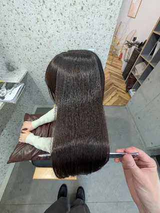 セミロング 髪質改善.縮毛矯正 ×韓国ヘアyukiのヘアスタイル
