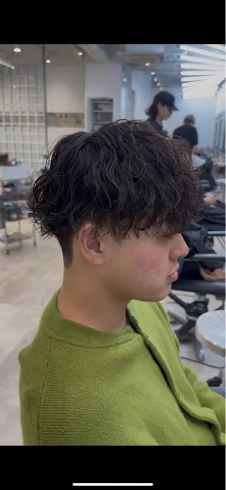 パーマ メンズ fifth park 六反穂 龍介のヘアスタイル