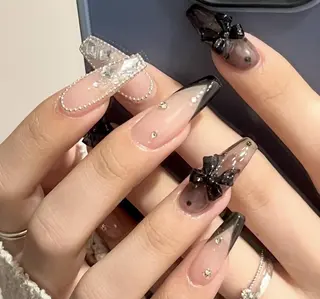 ネイル ネイリストヨ ヨのネイルデザイン