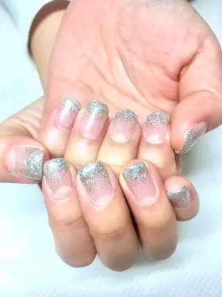 ネイル 新宿ネイルサロン ジェミディローサのネイルデザイン