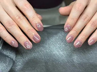 ネイル メイ 💅のネイルデザイン