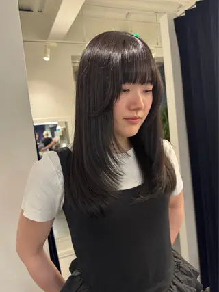 セミロング カラー ワンカールで盛れる レイヤー🎀Macoのヘアスタイル