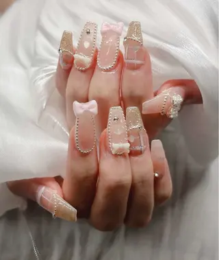 ネイル Lee Nailsのネイルデザイン