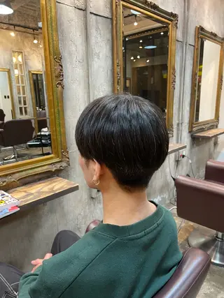 メンズ 梅本 春菜のヘアスタイル