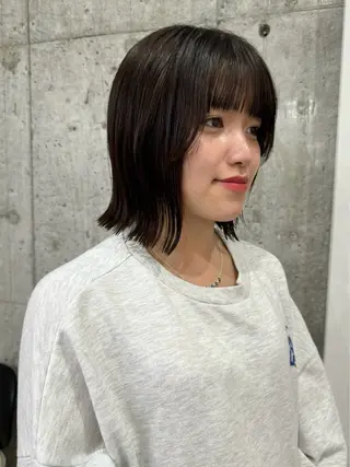 ショート 切りっぱなしボブ/ ブリーチカラー/大塚のヘアスタイル