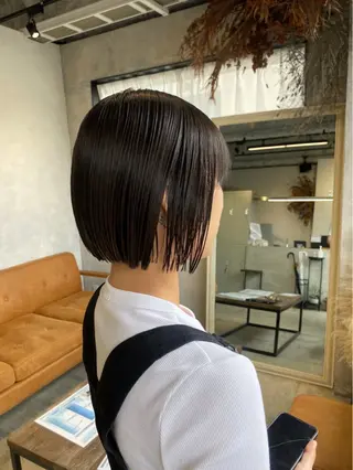ショート カラー 山本 彩美香のヘアスタイル