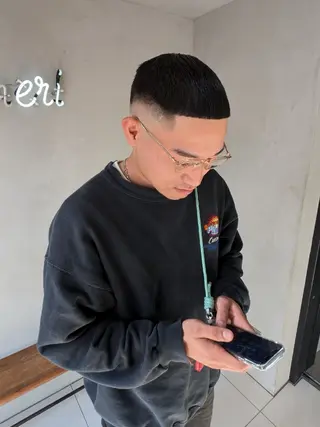ショート カラー パーマ メンズ ヘアアレンジ 【毛流れヘア】 人気No.1/ユウキのヘアスタイル