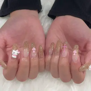 ネイル 横浜Nailist 𝜗𝜚春菜のネイルデザイン