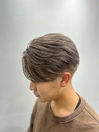 カラー メンズ 仲川 礼のヘアスタイル