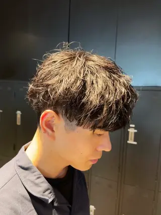 ショート パーマ メンズ ニュアンスパーマ/ フェザーパーマ/平木のヘアスタイル