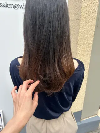 ミディアム カラー 久木原 ゆりのヘアスタイル