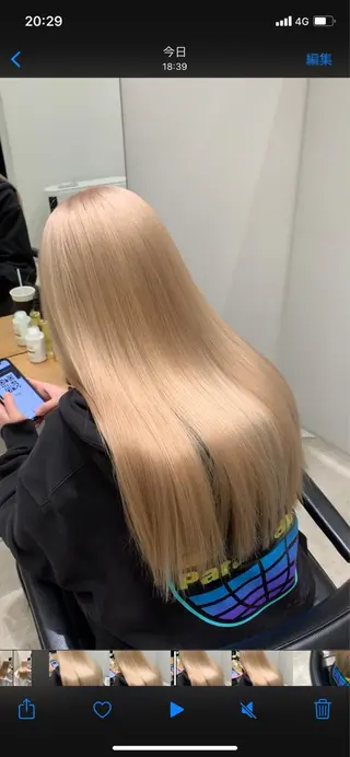 ロング カラー れい🫧 ハイトーン特化のヘアスタイル