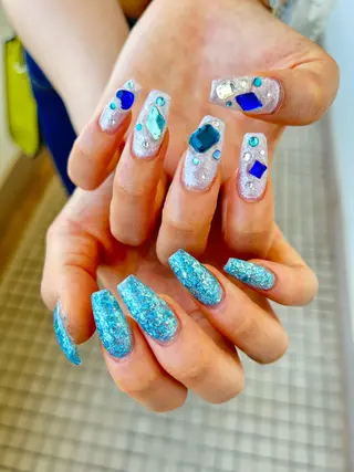 ネイル ✴︎ Delightのネイルデザイン