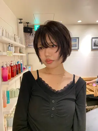 ショート カラー ナチュラルヘア🫧 ナナミのヘアスタイル