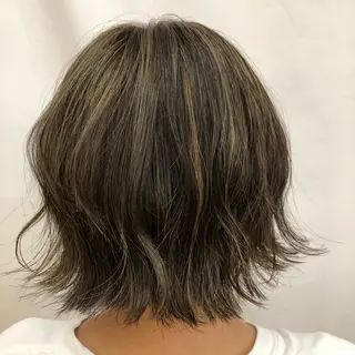 ミディアム カラー パーマ ヘアアレンジ 暖色ボブ 🍊rikakoのヘアスタイル