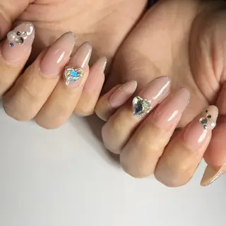ネイル Ravi【胡町】 伊藤のネイルデザイン
