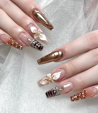 ネイル Maggie Nail🦩のネイルデザイン