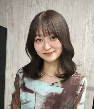ミディアム lafit kaede/韓国ヘアのヘアスタイル