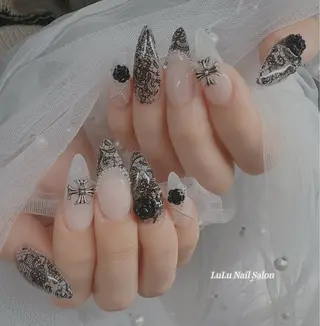 ネイル LULU Nail Salon 新宿所属・LU LU NailSalonのネイルデザイン