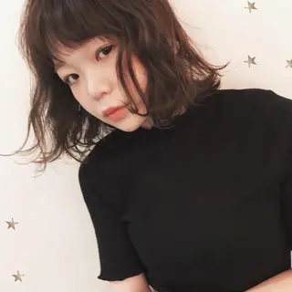 ミディアム カラー 市川 千夏のヘアスタイル